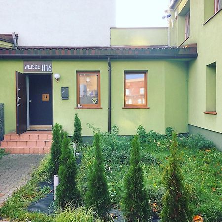 Hostel Wygodne Pokoje H16 Chorzów Exterior foto
